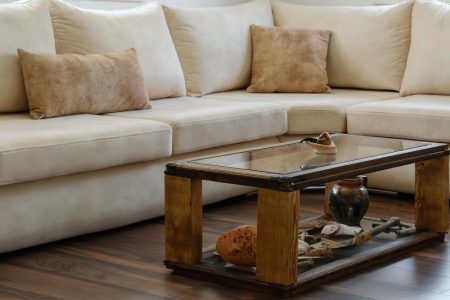 Guide pratique pour sélectionner la table basse parfaite qui sublimerait votre salon