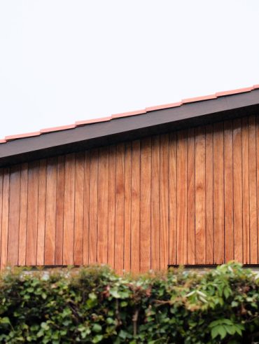 Les avantages du bois composite pour un bardage durable et esthétique