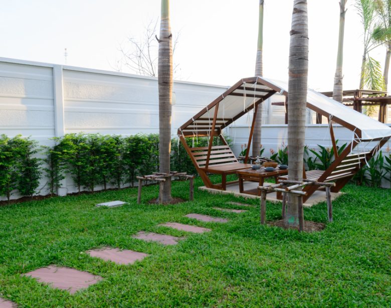 Aménager un petit jardin de 50m2 pour optimiser chaque centimètre
