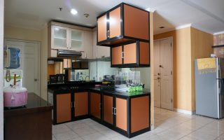 Mini cuisine équipée pour optimiser un petit espace pour plus de confort