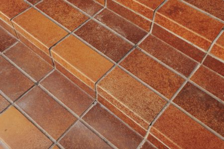 Tout savoir sur la tomette en terre cuite