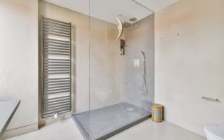 Douche béton ciré pour un résultat durable