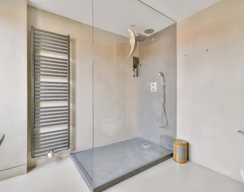 Douche béton ciré pour un résultat durable