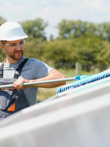 conseils et méthodes efficaces pour nettoyer une ardoise toiture