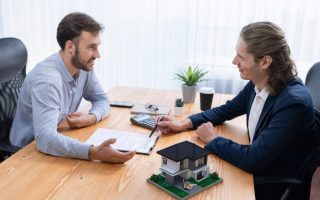 Comment négocier une maison